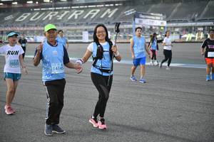 BIB: 10522, 14145
                            <button type="button" onclick="openModal(10714238)" class="btn btn-primary btn-sm float-right btn-popup" data-toggle="modal" data-target=".modal-high-quality">
                        <i class="fas fa-shopping-cart"></i> Add to Cart
                    </button>
                                            <button type="button" onclick="isThisMe(10714238, true)" class="btn btn-success btn-sm float-right btn-popup btn-isme hidden" data-toggle="tooltip" data-placement="bottom" title="นี่คือรูปของคุณใช่ไหม คลิกที่นี่เพื่อเอาเข้าอัลบั้ม">
                        <i class="fas fa-plus"></i> Add to album
                    </button>
                    <button type="button" onclick="isThisMe(10714238, false)" class="btn btn-warning btn-sm float-right btn-popup btn-isnotme hidden">
                        <i class="fas fa-ban"></i> Remove from album
                    </button>